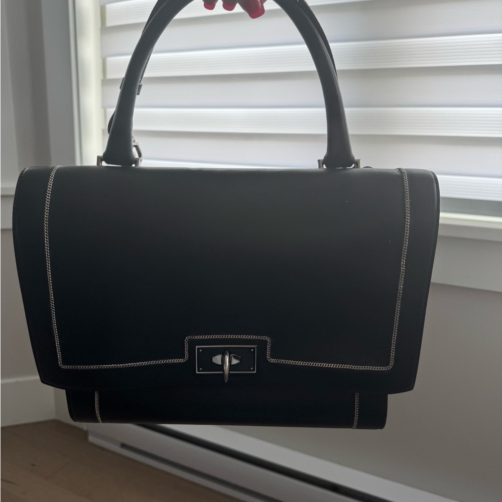 Elegant Black Handbag